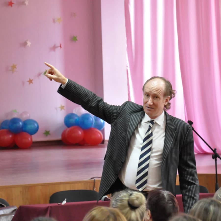 Виступ Д. Еванса на тренінгу для викладачів