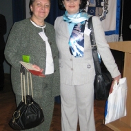 Олена Горшеньова та Наталія Дячук, конференція IATEFL-2010